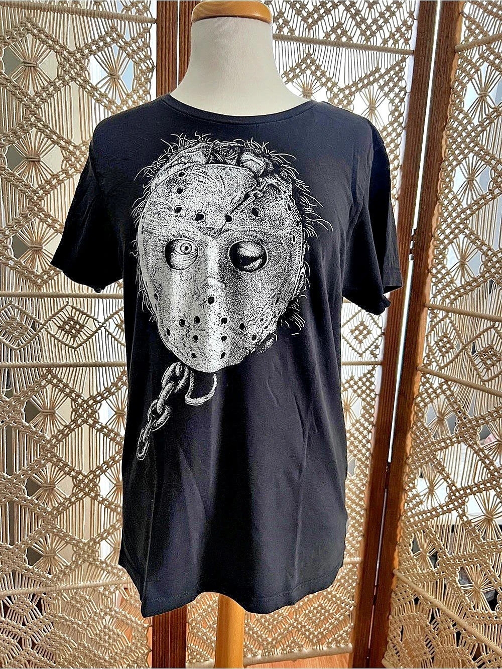 Friday the 13th Jason Voorhees Hockey Mask Graphic T-Shirt Black Medium